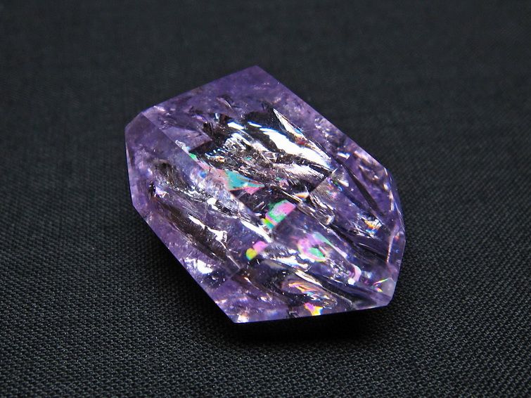 アメジスト 原石 虹入り アイリスクォーツ 一点物 171-5841 : 天然石