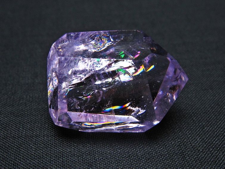 アメジスト 原石 虹入り アイリスクォーツ 一点物 171-5841 : 天然石