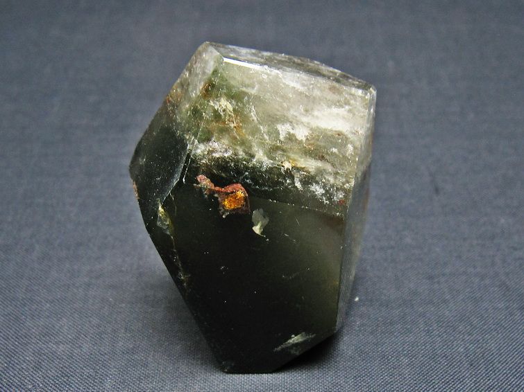 グリーンファントム 原石 ファントムクォーツ 一点物 171-7731の説明