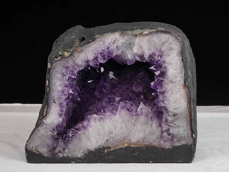 8.7Kg ᥸ ɡ  ֥饸뻺  ʪ ڡ  amethyst ʪ  174-1383