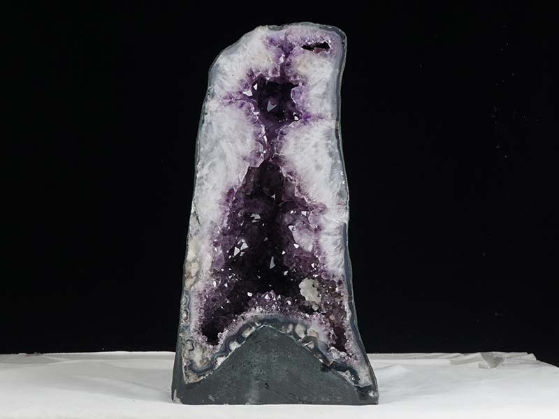 15.2Kg ᥸ȥɡ ֥饸뻺  ɡ  Amethyst ᥷ 徽 ʪ  174-1526