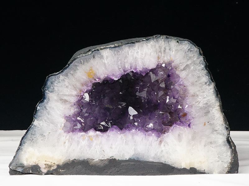 アメジストドーム　ジオード置物 ブラジル産 40Kg アメジストドーム ブラジル産 原石 置物 アメジスト ドーム