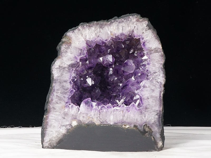 13.7Kg アメジストドーム ブラジル産 アメジスト 原石 ドーム amethyst