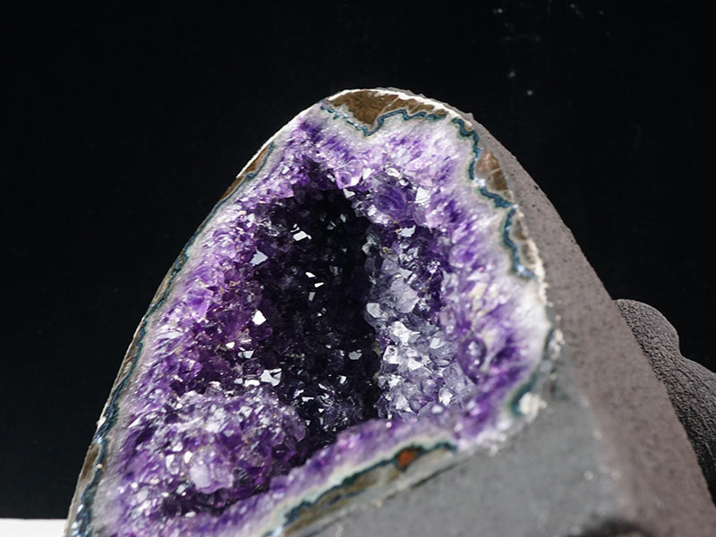 2.3Kg アメジストドーム ミニドーム ウルグアイ産 アメジスト ドーム