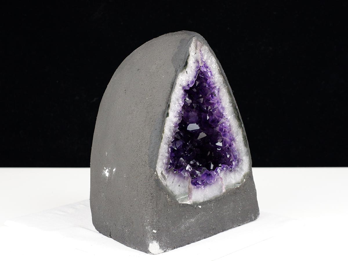 3.3Kg アメジストドーム ウルグアイ産 アメジスト ドーム 原石 置物
