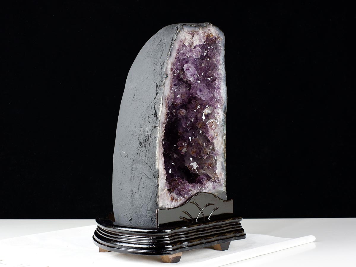 天然石アメジストのドーム　置物 8.9Kg アメジストドーム ブラジル産 アメジスト ドーム 原石 置物 台座