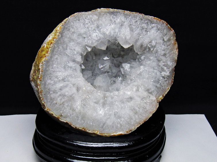 1.7Kg アゲート ジオード 原石 置物 台座付属 瑪瑙 メノウ 晶洞 一点物