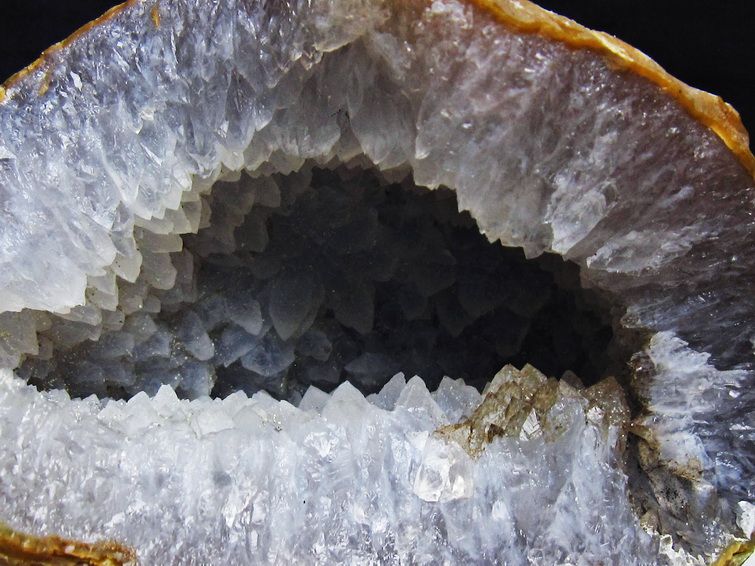 1.9Kg アゲート ジオード 原石 置物 台座付属 瑪瑙 メノウ 晶洞 一点物