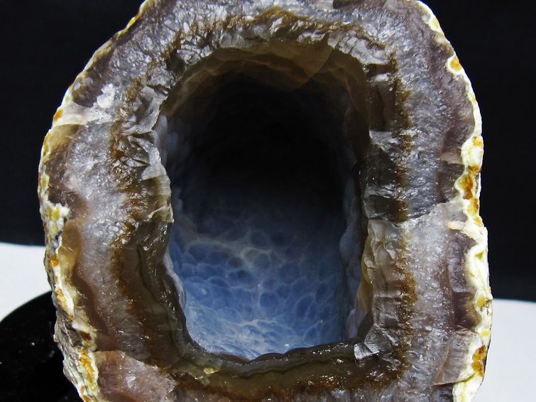 アゲート ジオード 原石 置物 台座付属 瑪瑙 メノウ 晶洞 一点物 送料