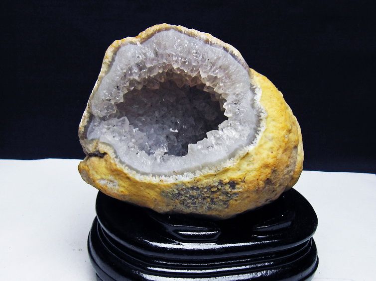 アゲート ジオード 原石 置物 台座付属 瑪瑙 メノウ 晶洞 一点物 送料