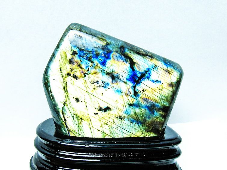 ラブラドライト 原石 台座付属 一点物 送料無料 181-4248 : 天然石