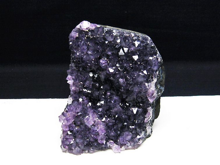 ᥸ 饹 륰 ᥷  Amethyst եȥ ʪ  182-5555