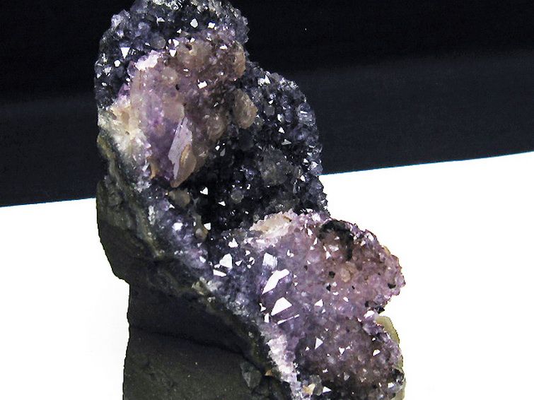 ᥸ 饹 륰 ᥷  Amethyst 륵դ ַ ʪ  182-5627