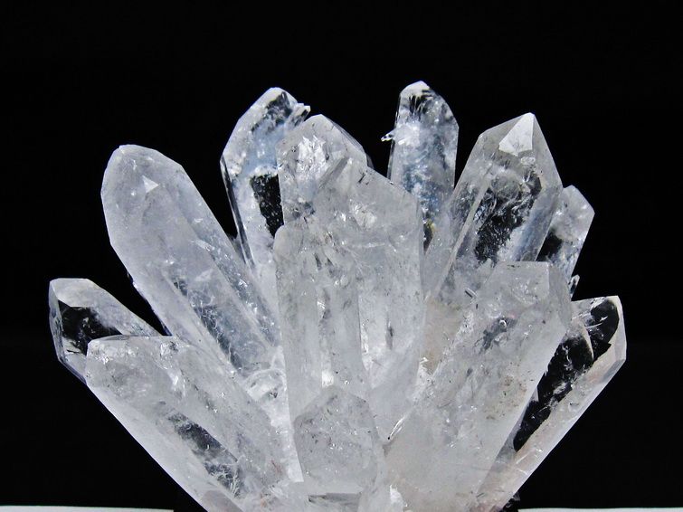 水晶 クラスター 原石 台座付属 一点物 送料無料 182-8360 : 天然石