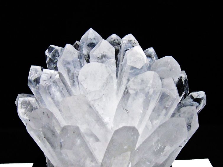 1.5Kg 水晶 クラスター 原石 台座付属 一点物 送料無料 182-8376