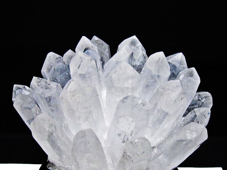 ☆超極大12.66kg！！☆超極品☆存在際立つ美しい水晶群☆水晶クラスター 原石 1.6Kg 水晶 クラスター 原石 台座付属 一点物 送料無料 182-8380