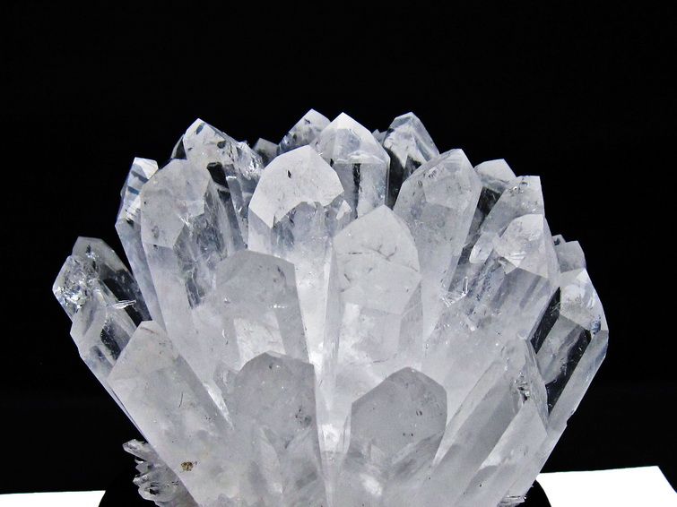 1.3Kg 水晶 クラスター 原石 台座付属 一点物 送料無料 182-8382