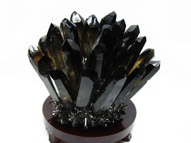 1.5Kg モリオン クラスター 黒水晶 原石 台座付属 一点物 送料無料 182