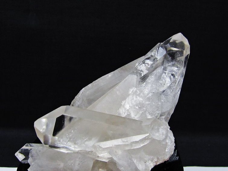 水晶 クラスター 虹入り マダガスカル産 台座付属 水晶 原石 送料無料