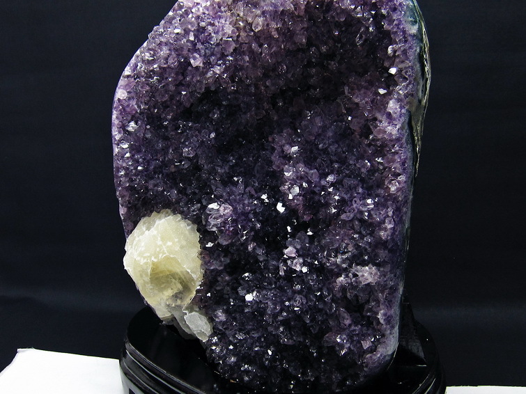 11.3Kg ᥸ 饹 ᥸  Amethyst 륰 ° 륵դ ַ  ʪ 192-599