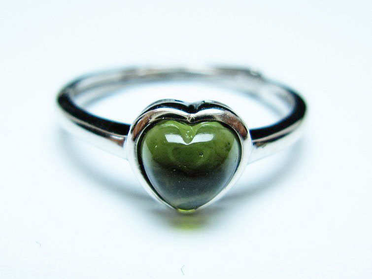 モルダバイト リング 指輪 ハート 12号 フリーサイズ 一点物 送料無料
