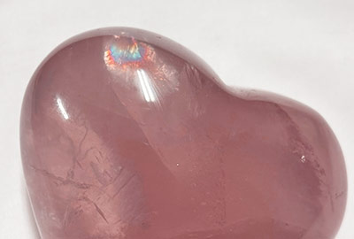 ハート形ローズクォーツ置物