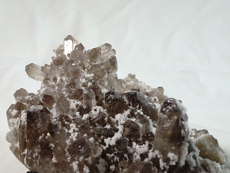 スモーキークォーツ クラスター 煙水晶 原石 ブラジル産 一点物 送料