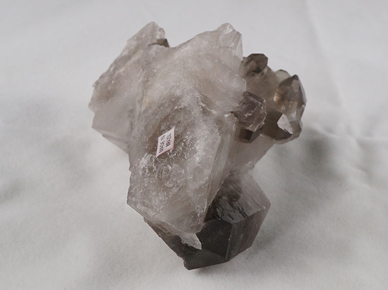 スモーキークォーツ クラスター モリオン 原石 黒水晶 ブラジル産 送料