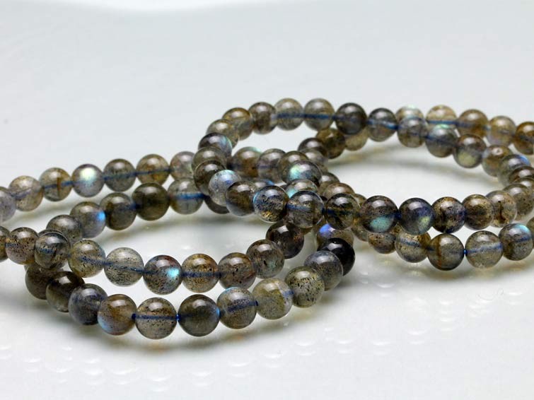 ֥ɥ饤 ֥쥹å 6mm ⳥Ĺ ֥쥹 ֥ labradorite ȯ  [M 1/10] 711-276