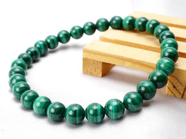 ޥ饫 ֥쥹å 6mm malachite  ֥쥹  ǥ ꡼ ȯ  [M 1/10] 711-350