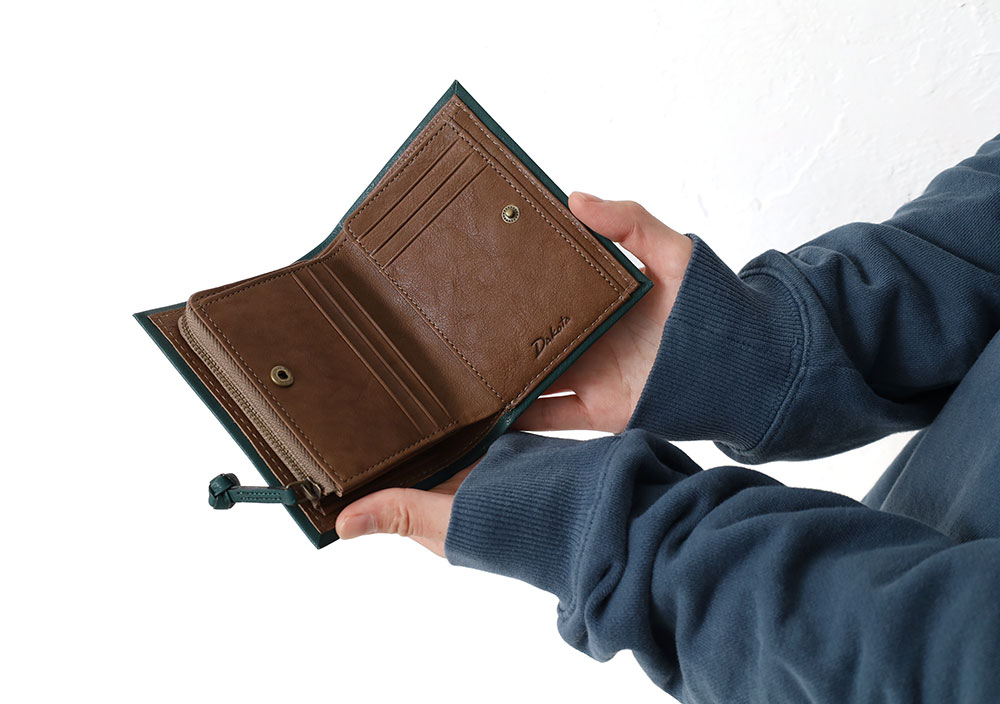 Dakota ピアッタ 二つ折り財布 0031531