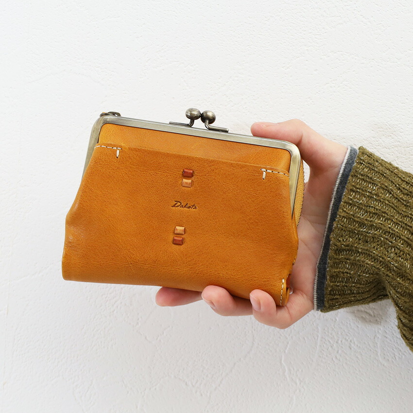 Dakota ダコタ 二つ折り財布 ペルリーネ 0031701