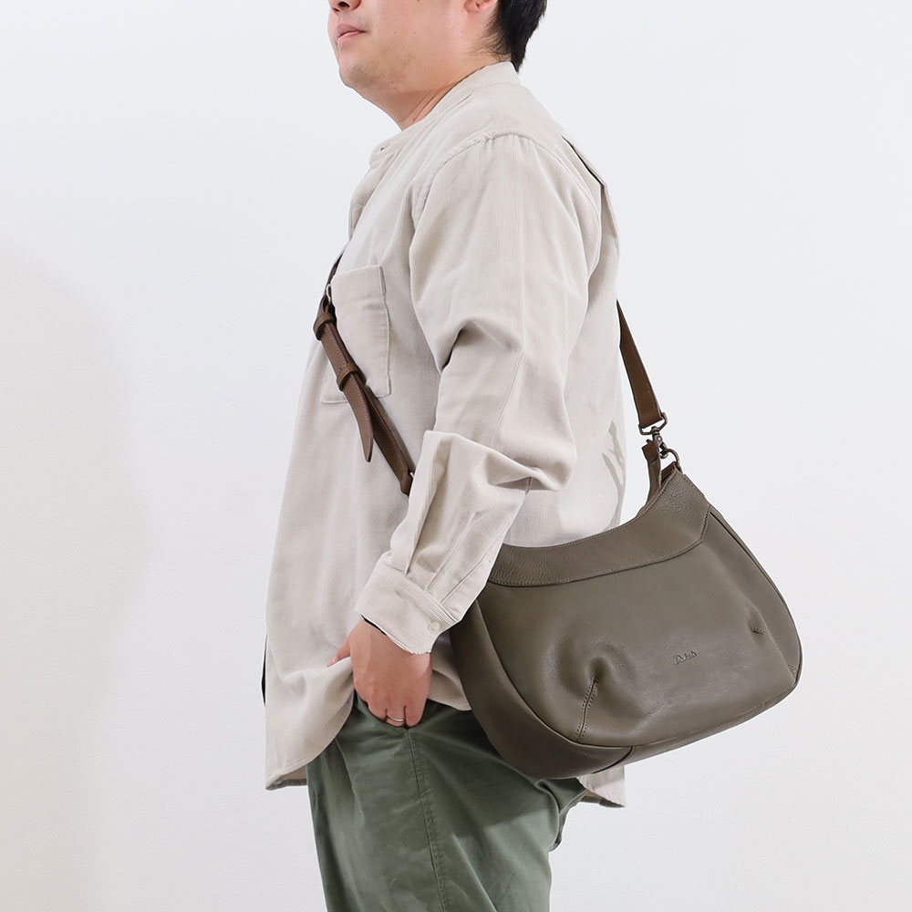 Dakota（ダコタ） 最大P47％ ノベルティ付 リバティ ショルダーバッグ