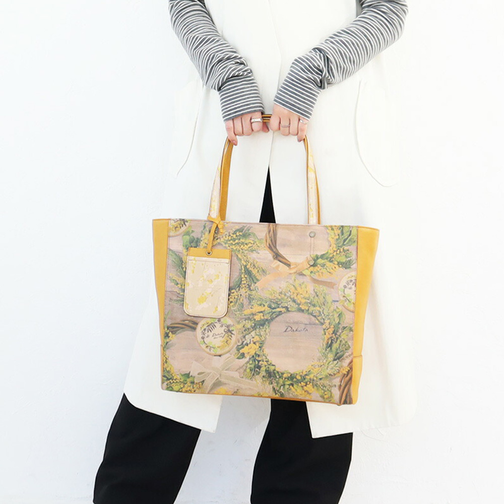 Dakota 花柄トートバッグ ミモザ柄　新品未使用 🌼🌼可愛らしいミモザ柄バッグ入荷しました～ | ショップブログ | 東急