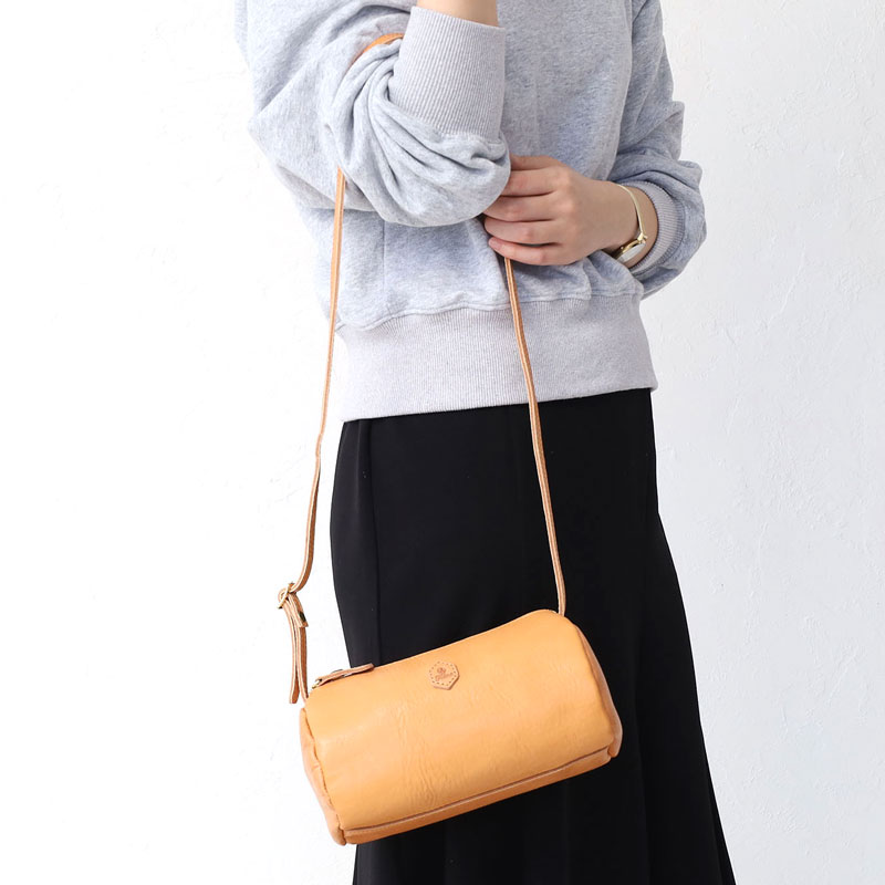 Folna フォルナ ショルダーバッグ ヌメオイルシュリンク 224839