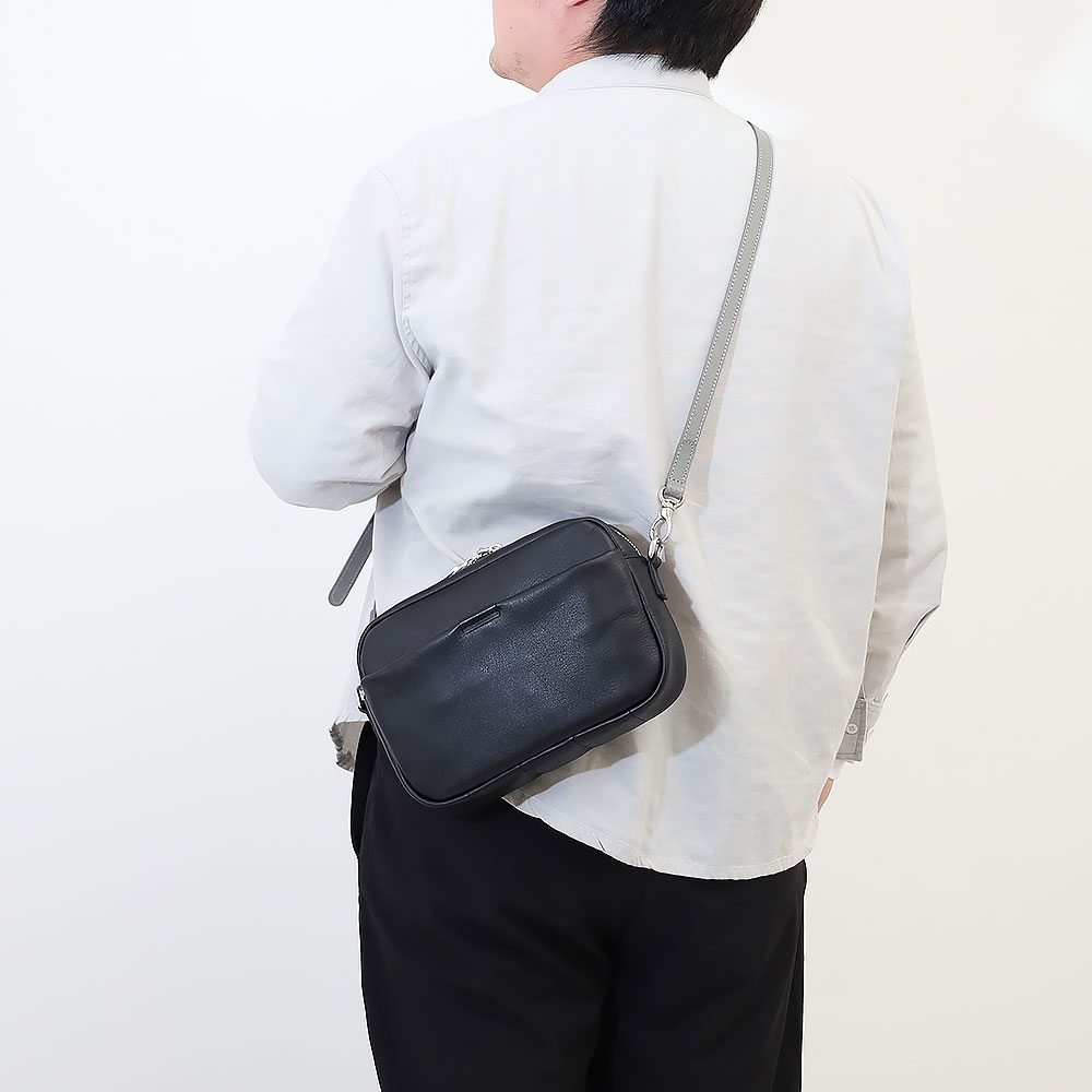 aniary（アニアリ） ショルダーバッグ レザー 37-03000 メンズ 5L