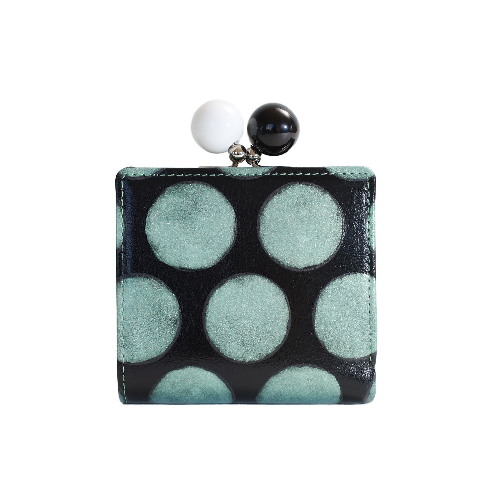 tsumori chisato CARRY ツモリチサト 財布 がま口二つ折り財布