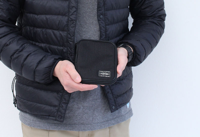 【新品・未使用】［PORTER］パスポートケース Amazon.co.jp: (ポーター) PORTER パスポートケース [HYBRID