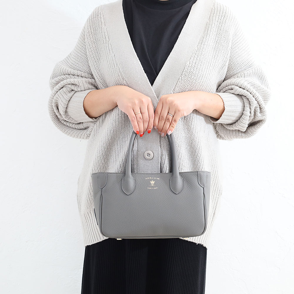 A.D.M.J（エーディーエムジェイ） A.D.M.J. 牛革 ミニトートバッグ