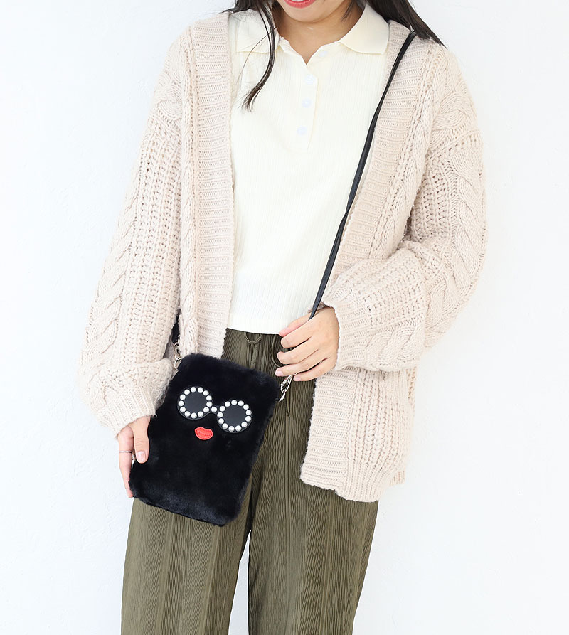 専用☆ ファーの冬バッグ＆ペンポーチ ☆ ジョリーフルール チェーンショルダーファーバッグ | Bagoodtimeshop