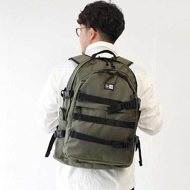 ニューエラ リュック キャリアパック 35L B4サイズ NEW ERA