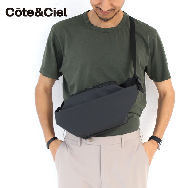 コートエシエル cote&ciel ISARAU SMALL OBSIDIAN BLACK ボディバッグ