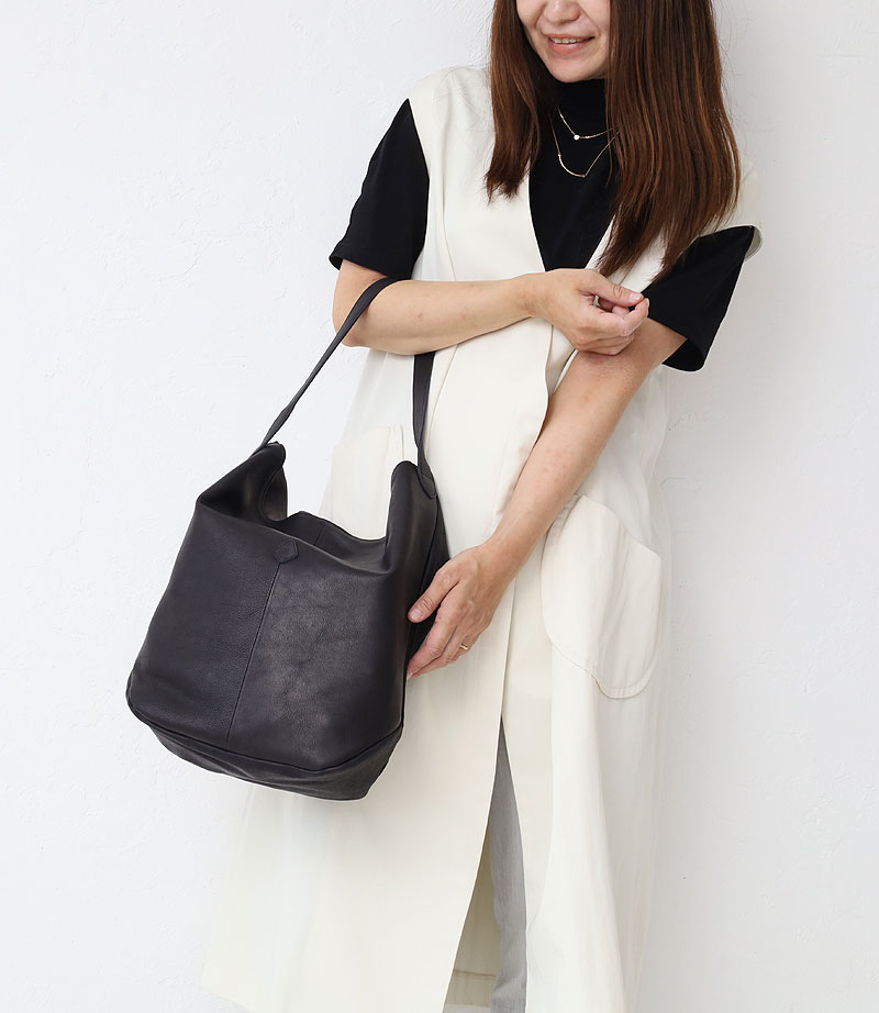 CLEDRAN GALE LEATHER HALF SH/トートバッグ/牛革