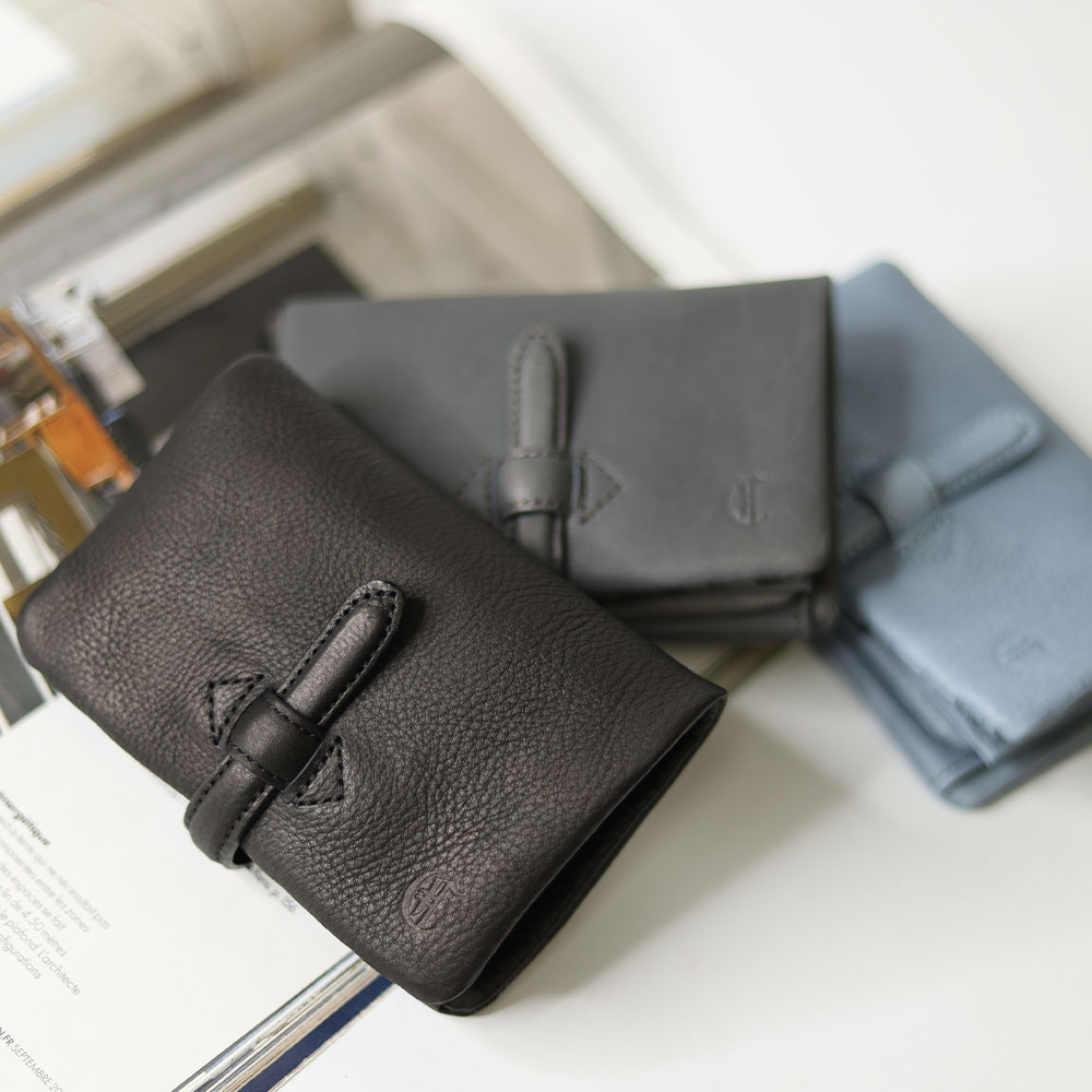 CLEDRAN（クレドラン） NOUVE ノーヴェ 二つ折り財布 cl3955 akz016