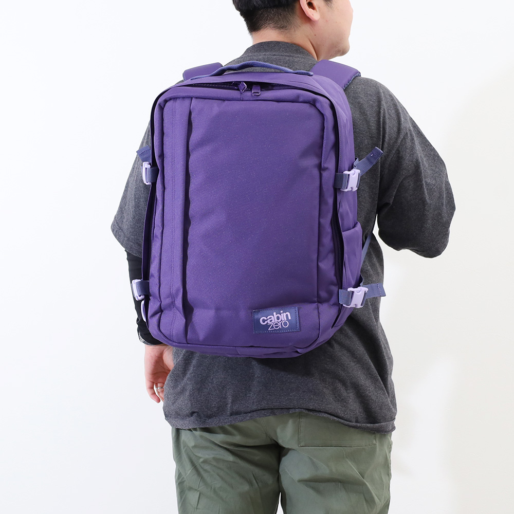 キャビンゼロ クラシックプラス　リュック 32L Classic Plus 32L リュック • Absolute Black | CABINZERO