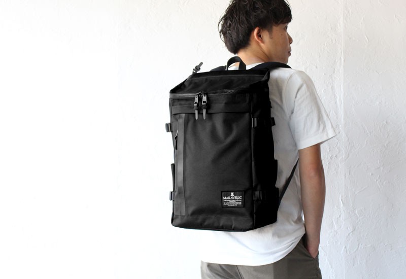 chase rectangle daypack
