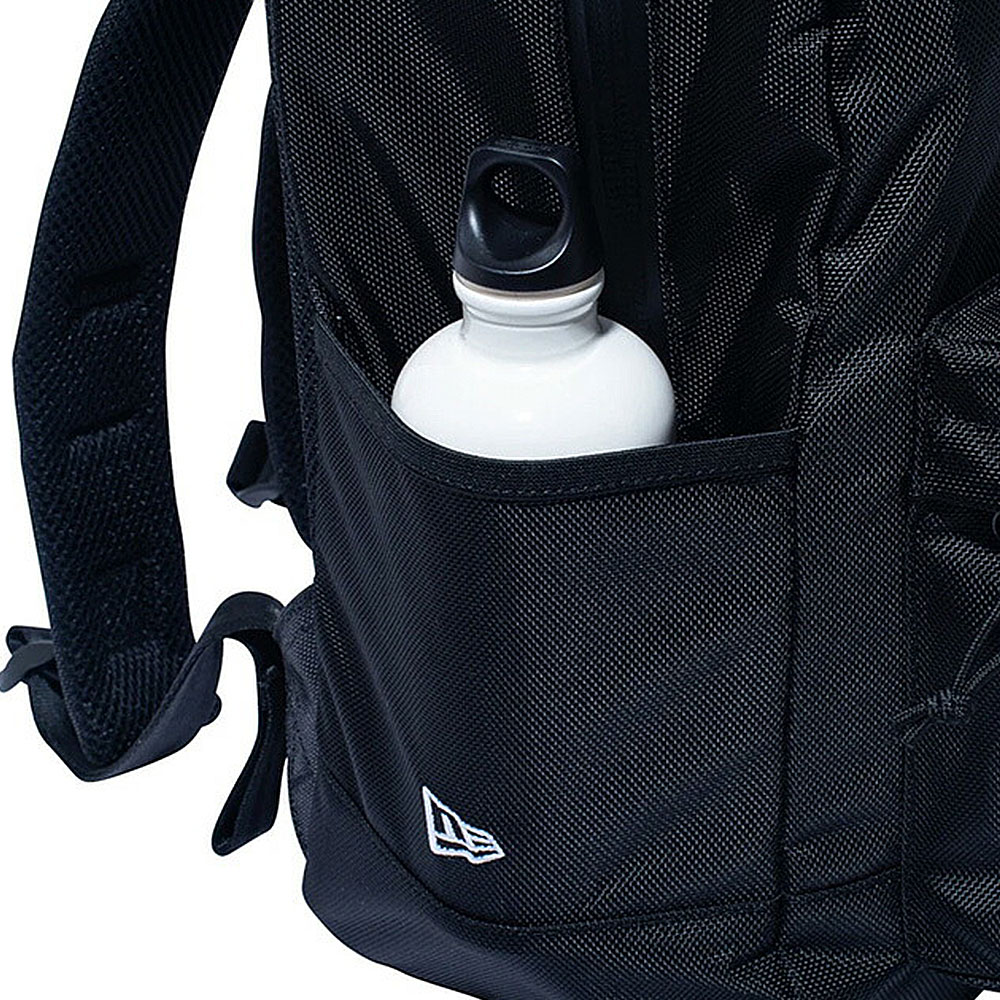 NEW ERA（ニューエラ） ライトパック リュックサック 27L A4サイズ