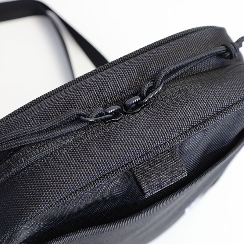 NEW ERA square shoulder pouch スクエア ショルダーポーチ 1.5L