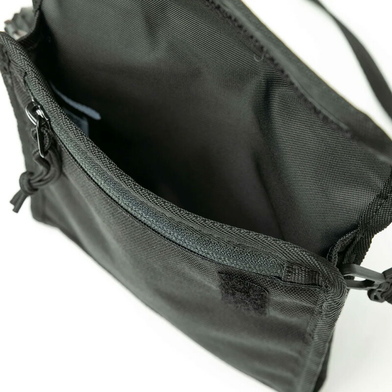 NEW ERA square neck pouch スクエアネックポーチ 0.5L
