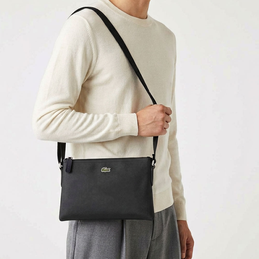 LACOSTE（ラコステ） ショルダーバッグ FLAT CROSSOVER BAG nf1887pm